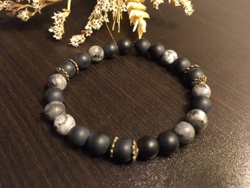 JONI armband met Onyx &amp; Larvikiet