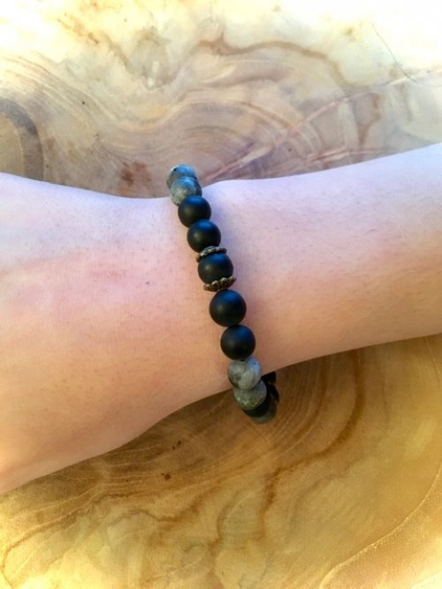 JONI armband met Onyx &amp; Larvikiet